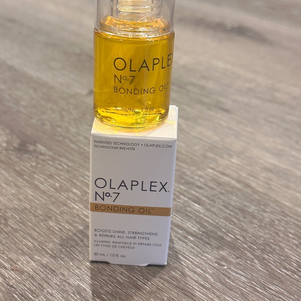 OLAPLEX‎ For Blonde Hair - Picture 3 of 6